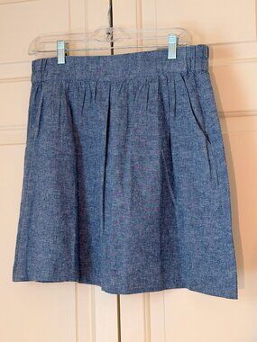 LOFT skirt, size Medium, 19" long, blue cotton chambray